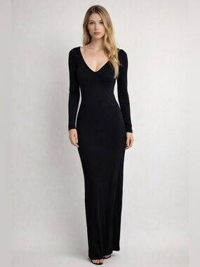Turnover Black Long-Sleeve V-Neck Maxi Dress size small minimalist classic